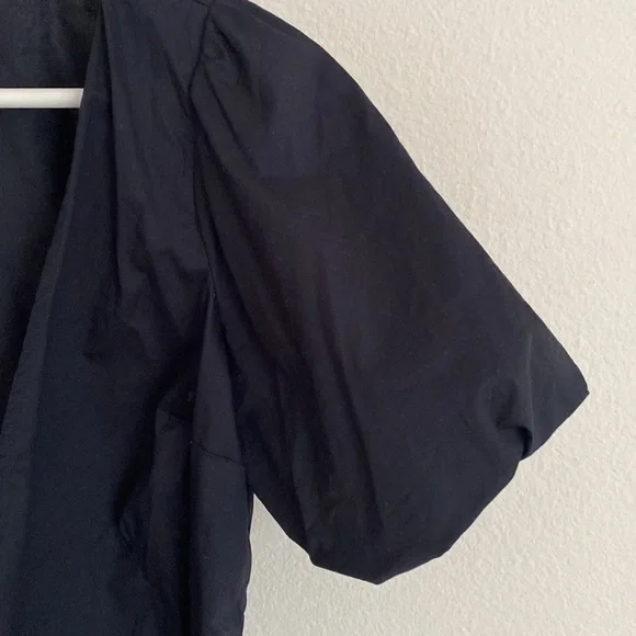 Old Navy Waist-Defined Puff-Sleeve Tie-Wrap Blouse Black S - Picture 7 of 10